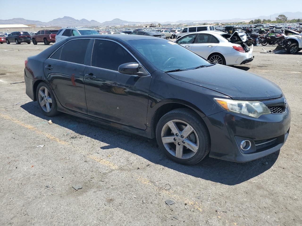 2014 Toyota Camry L - Image 4