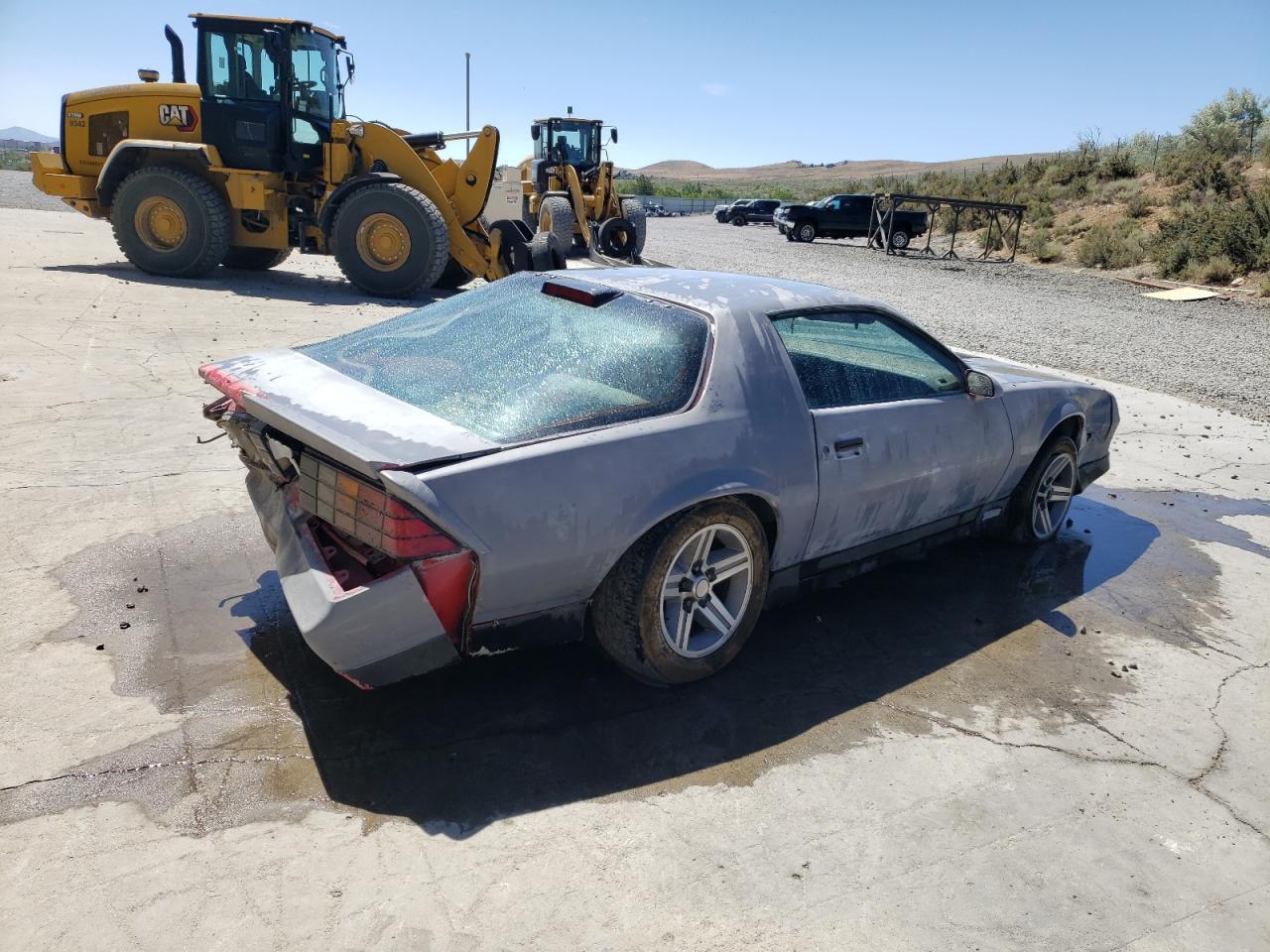 1986 Chevrolet Camaro - Фото 3
