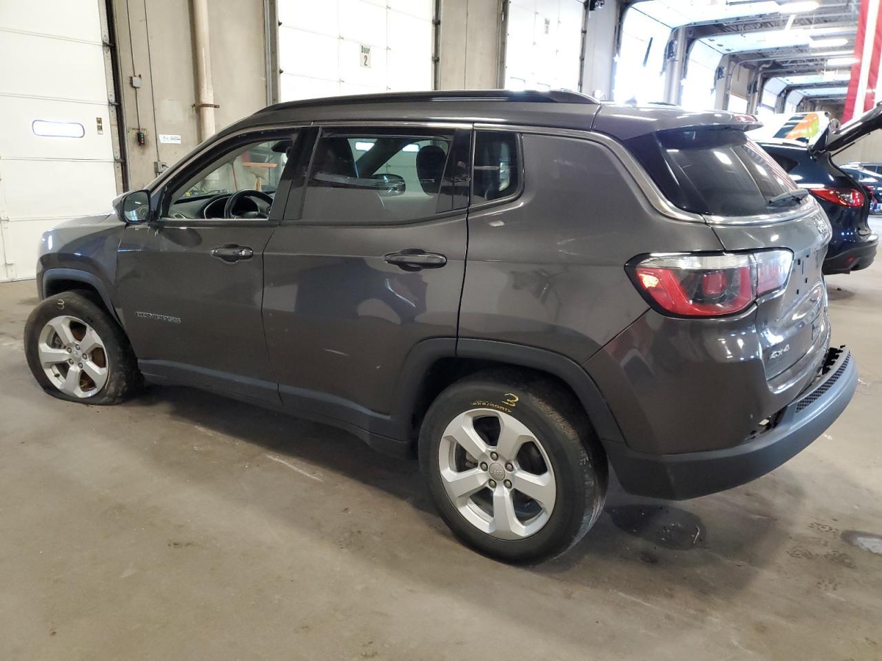 2018 Jeep Compass Latitude - Фото 2