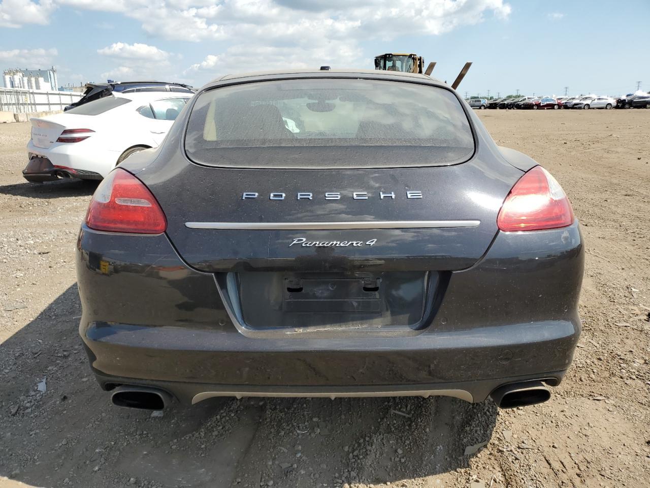 2013 Porsche Panamera 2 - Фото 6