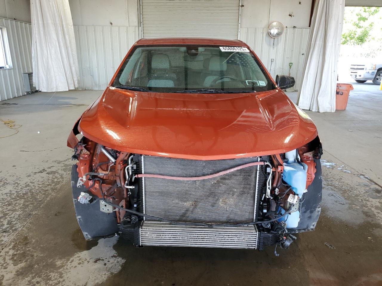 2020 Chevrolet Equinox Ls - Image 5