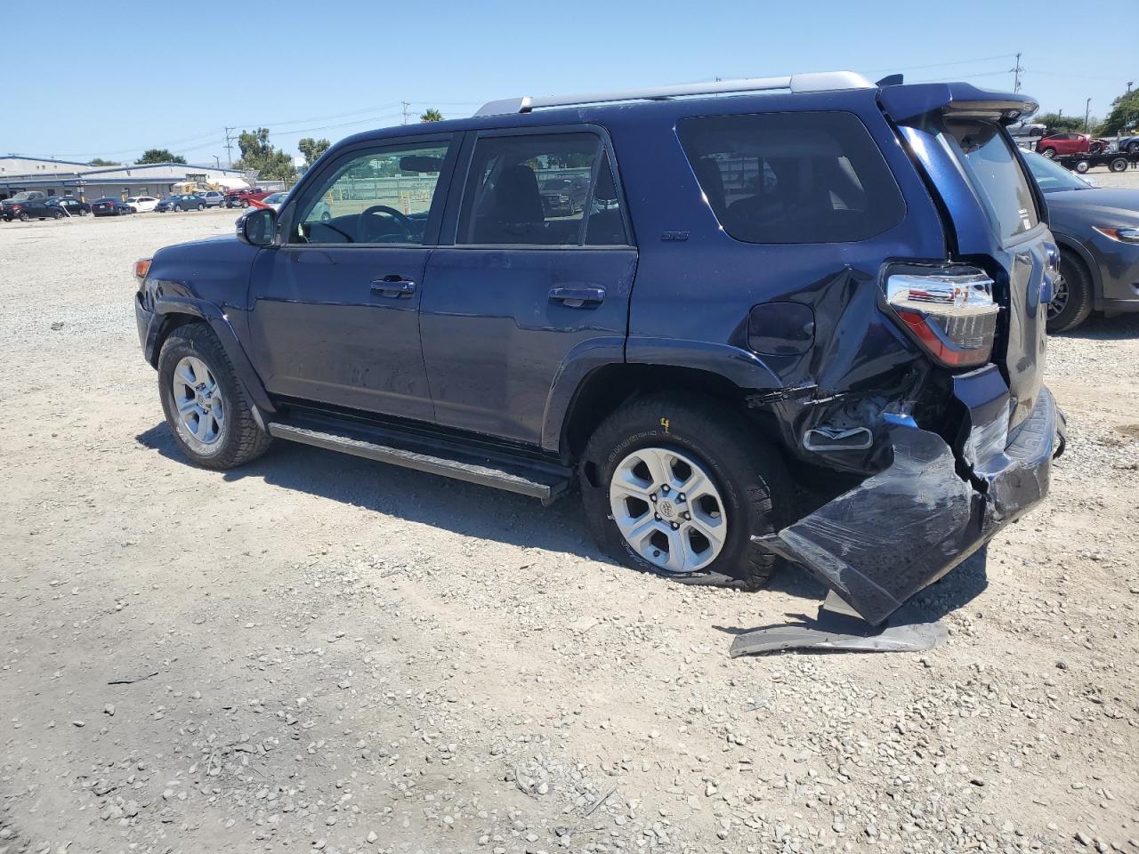 2016 Toyota 4Runner Sr5 - Фото 2