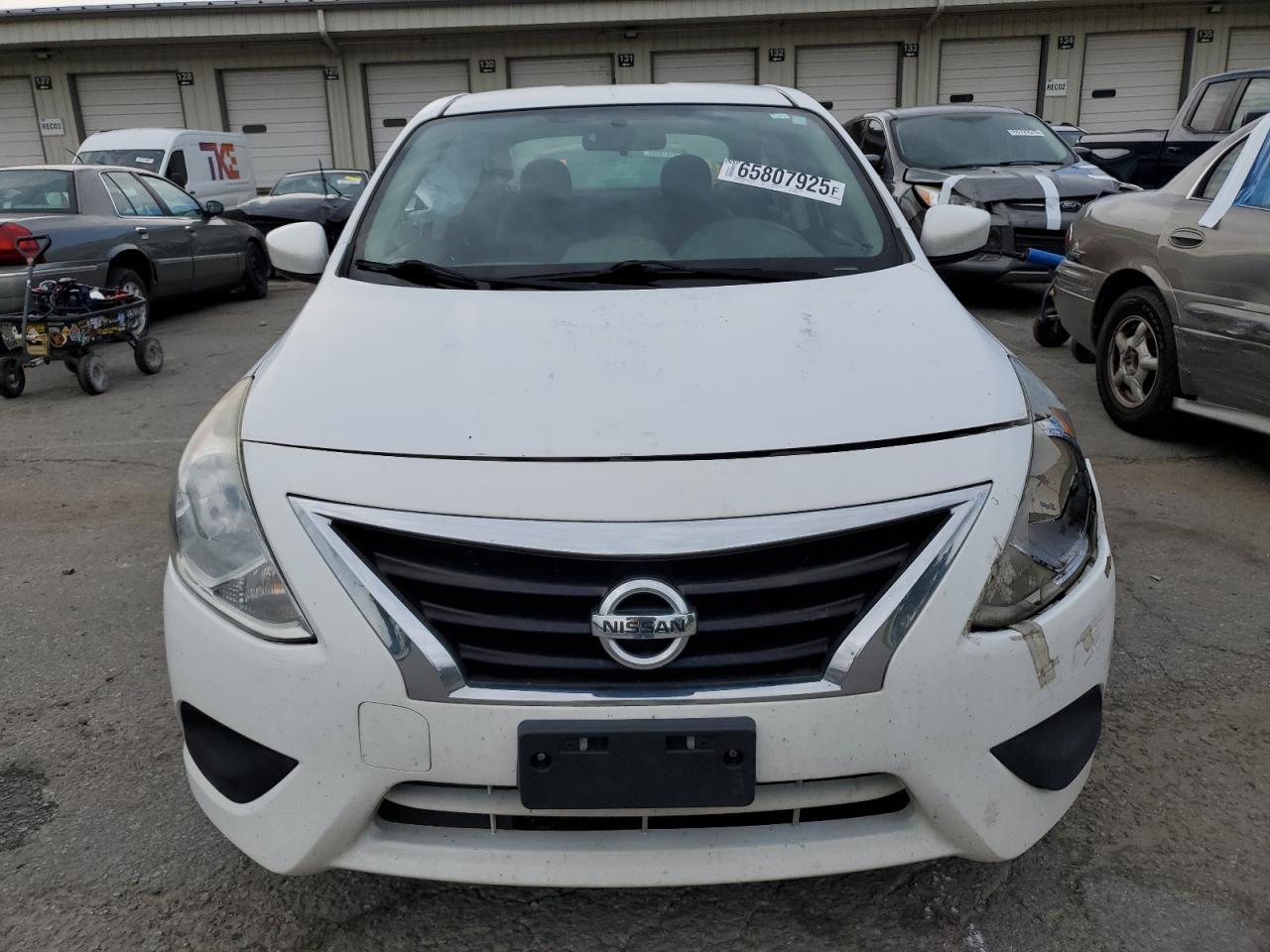 2016 Nissan Versa S - Image 5
