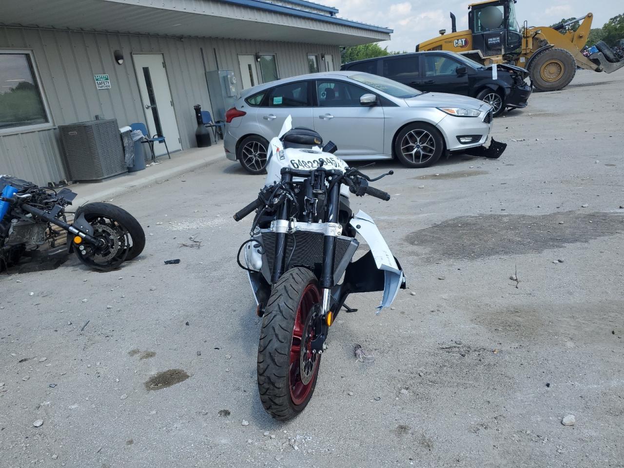 2025 Suzuki Gsx-R600 - Фото 2