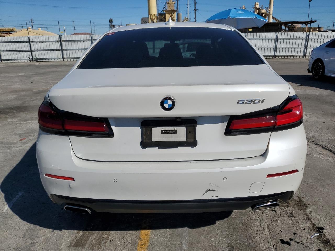 2021 BMW 530 I - Image 6