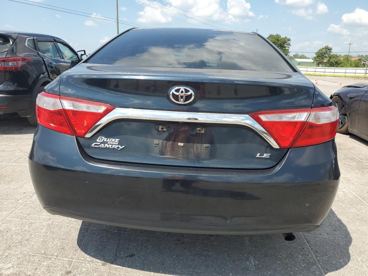 2017 Toyota Camry Le - Фото 6