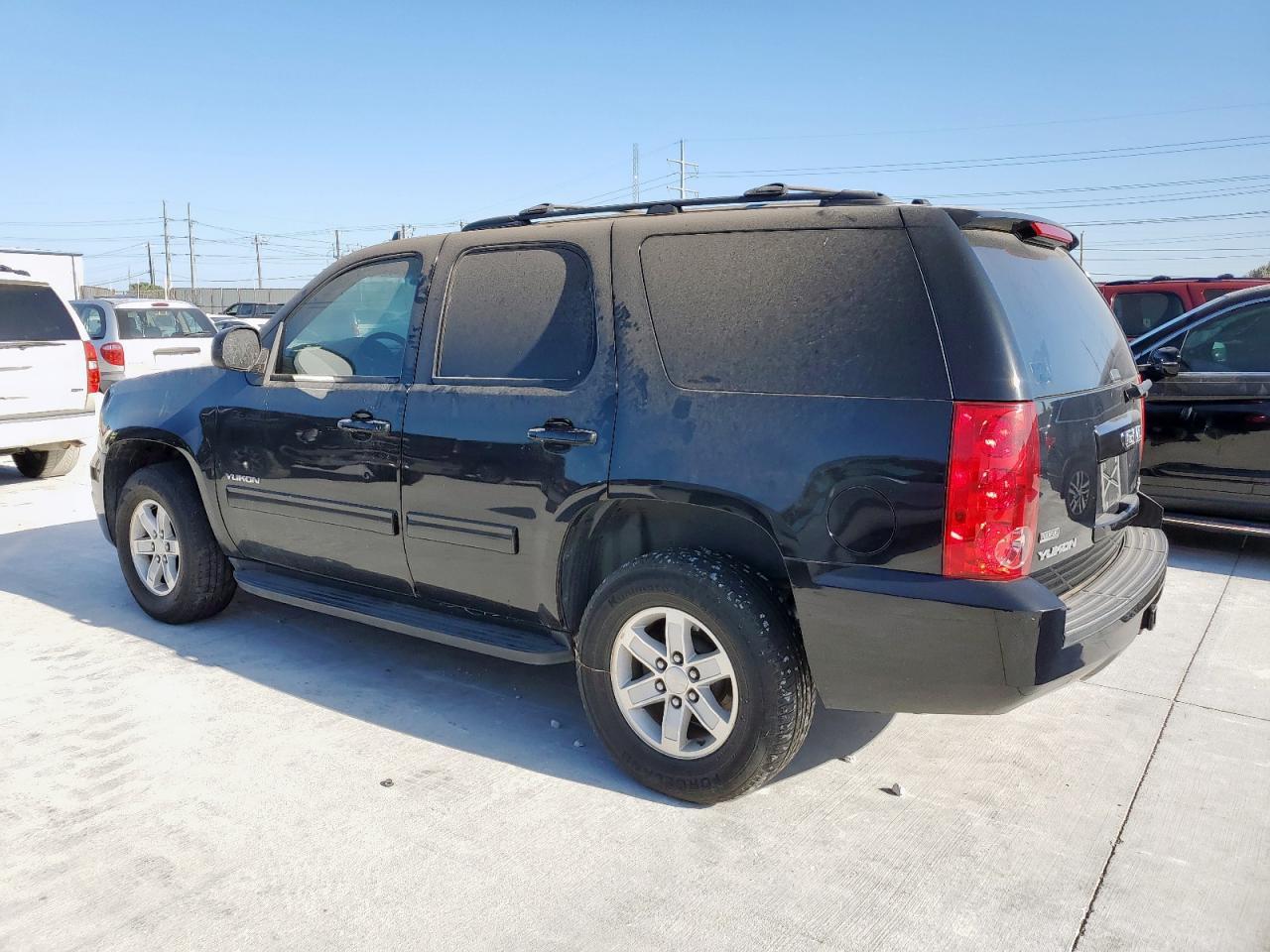 2012 GMC Yukon Sle - Фото 2