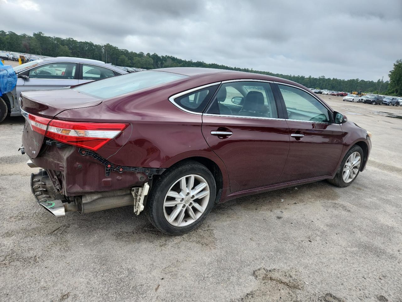 2014 Toyota Avalon Base - Image 3