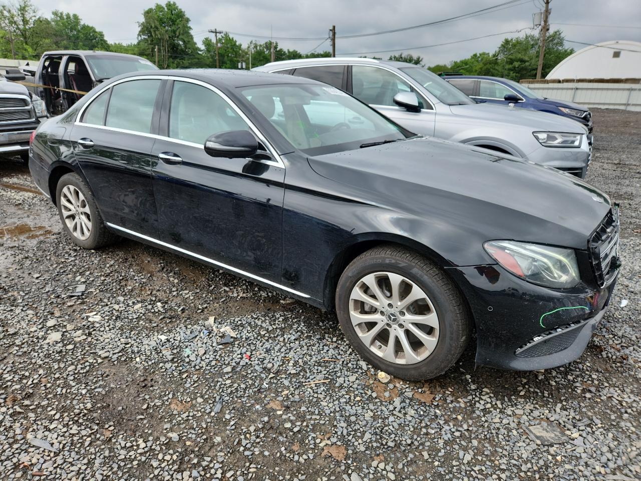 2019 Mercedes-Benz E 300 4Matic - Image 4