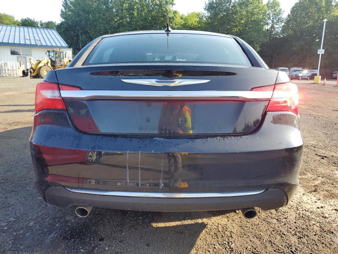 2014 Chrysler 200 Limited - Фото 6