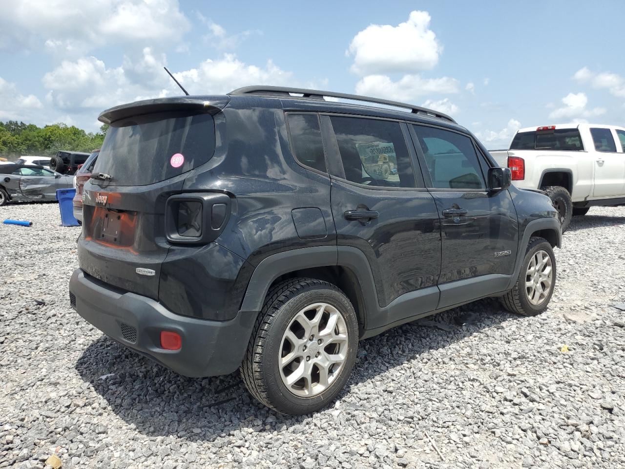 2016 Jeep Renegade Latitude - Фото 3