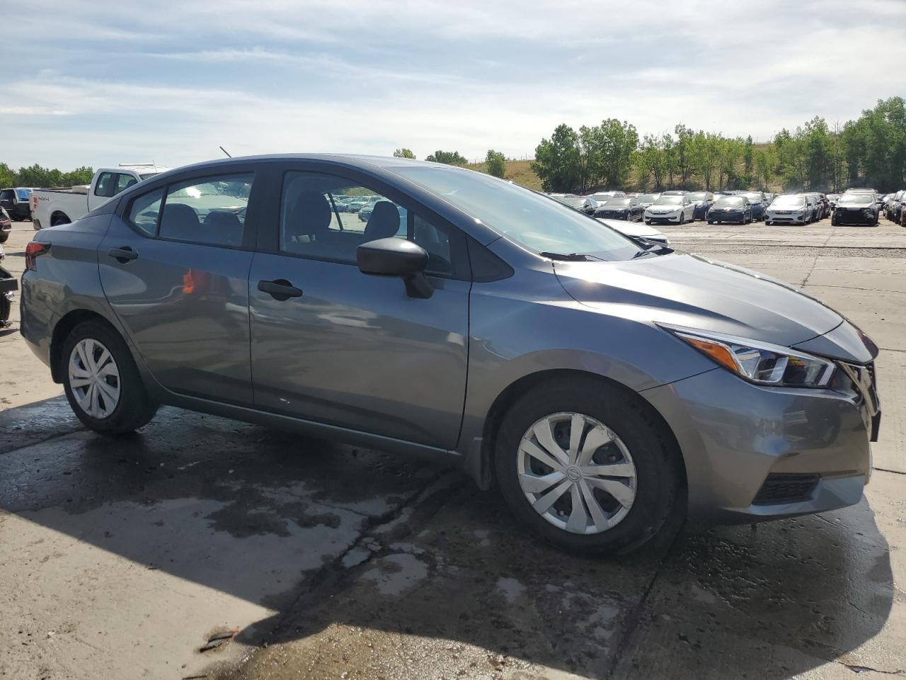 2021 Nissan Versa S - Фото 4