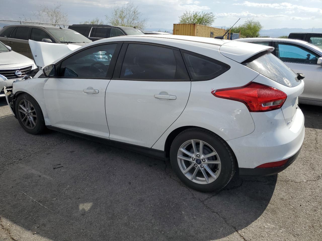 2018 Ford Focus Se - Image 2