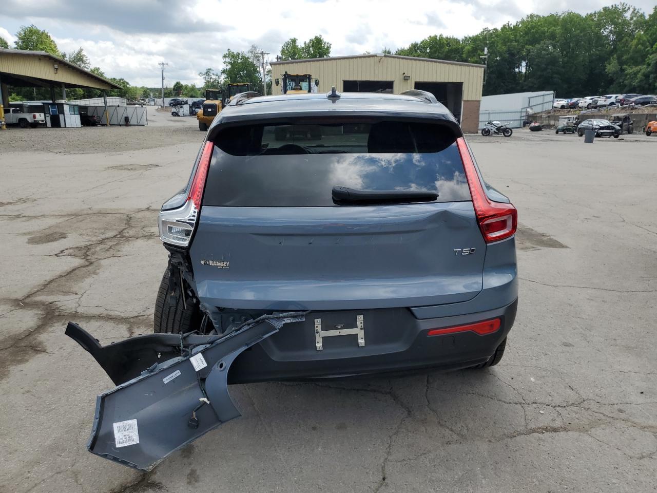 2022 Volvo Xc40 T5 R-Design - Фото 6