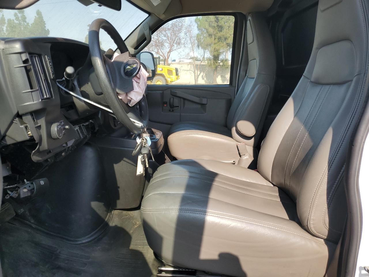 2024 Chevrolet Express G3500 - Фото 7