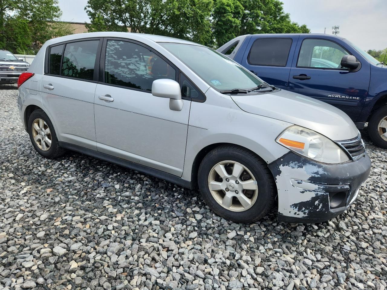2012 Nissan Versa S - Image 4