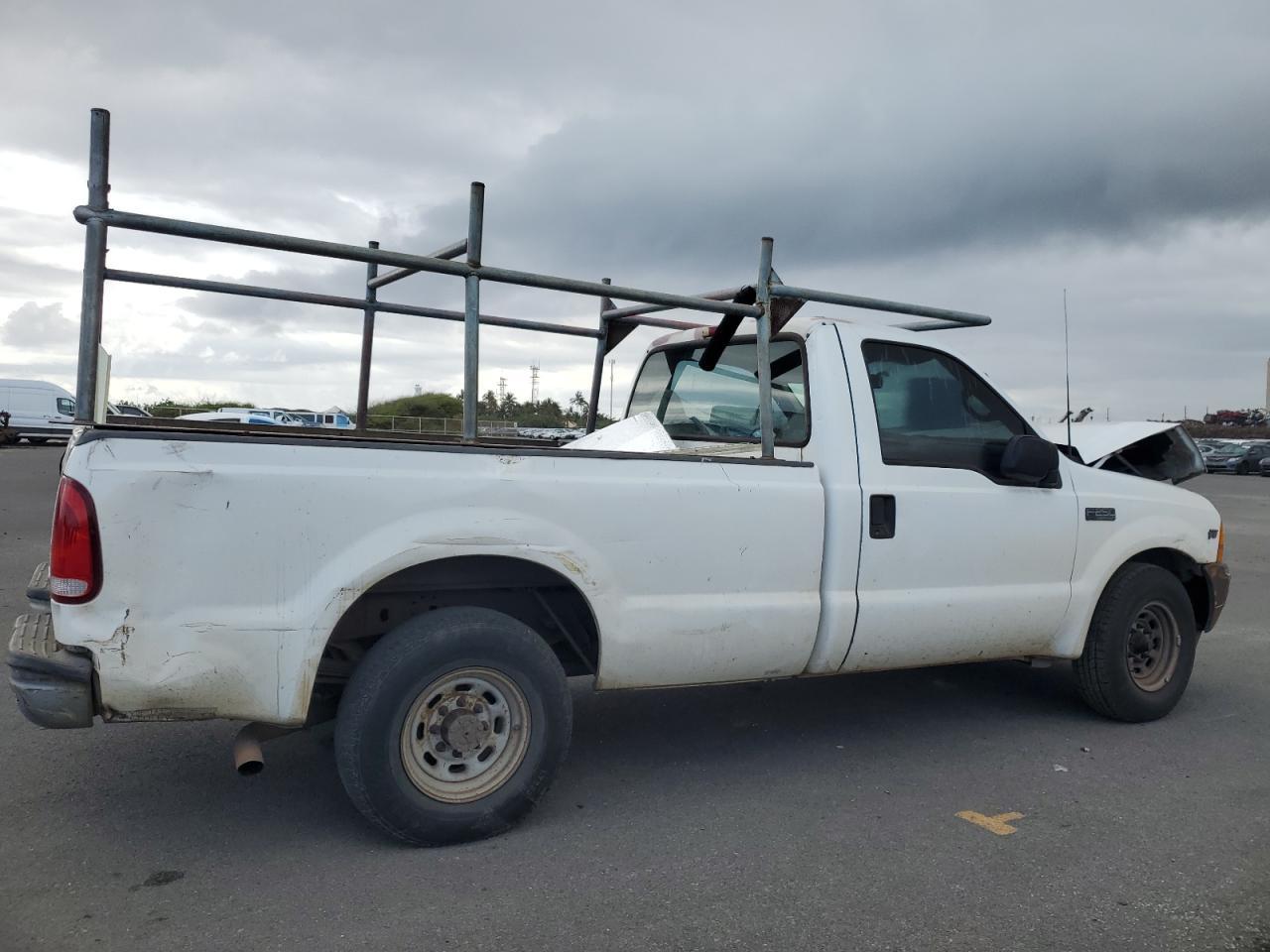 2001 Ford F250 Super Duty - Image 3