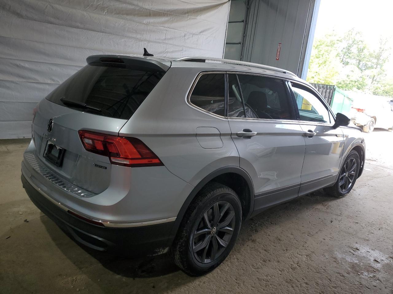 2022 Volkswagen Tiguan Se - Image 3