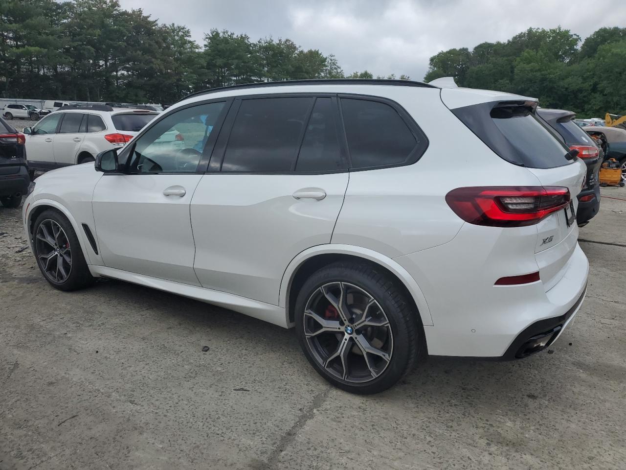 2021 BMW X5 xDrive40I - Image 2