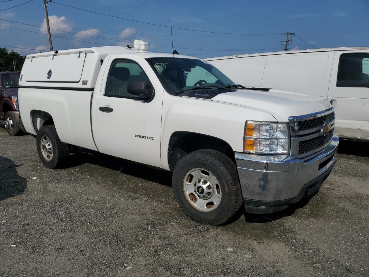 2014 Chevrolet Silverado K2500 Heavy Duty - Фото 4