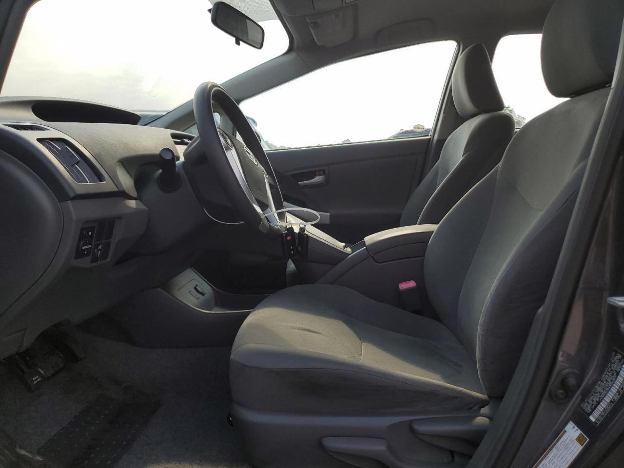 2010 Toyota Prius - Image 7