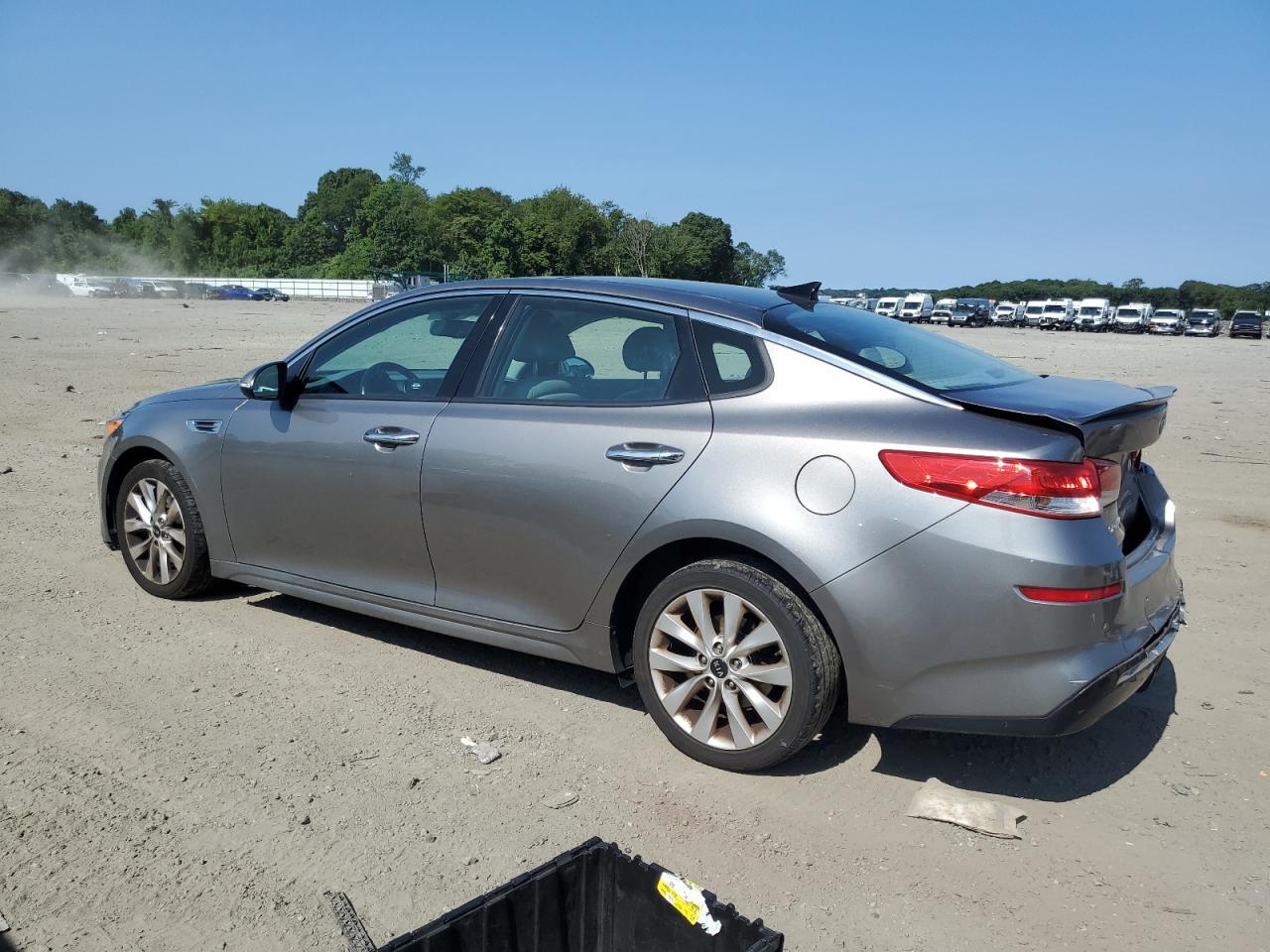 2016 Kia Optima Ex - Фото 2