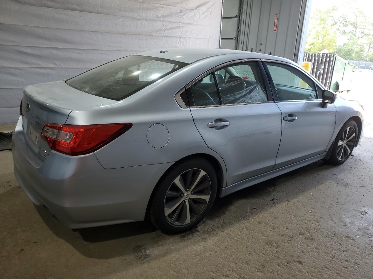 2015 Subaru Legacy 3.6R Limited - Фото 3