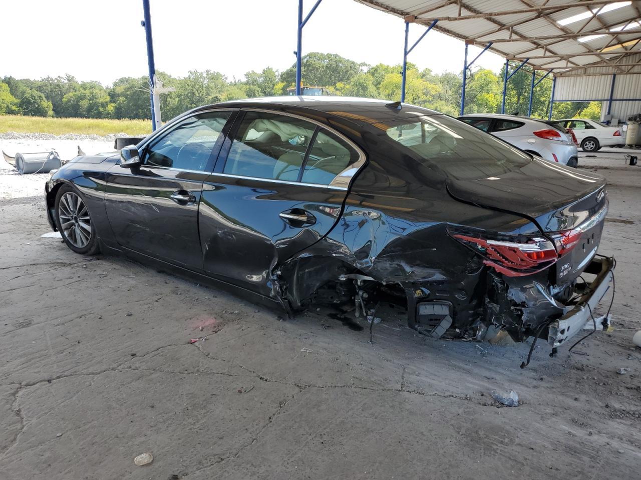 2021 Infiniti Q50 Luxe - Фото 2