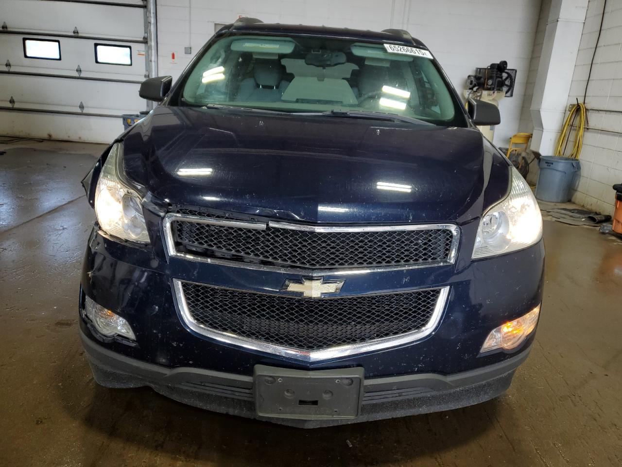 2011 Chevrolet Traverse Ls - Image 5