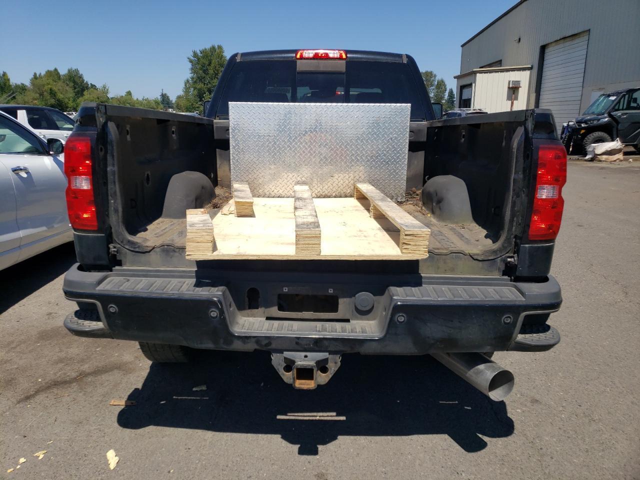 2018 Chevrolet Silverado K3500 High Country - Image 6