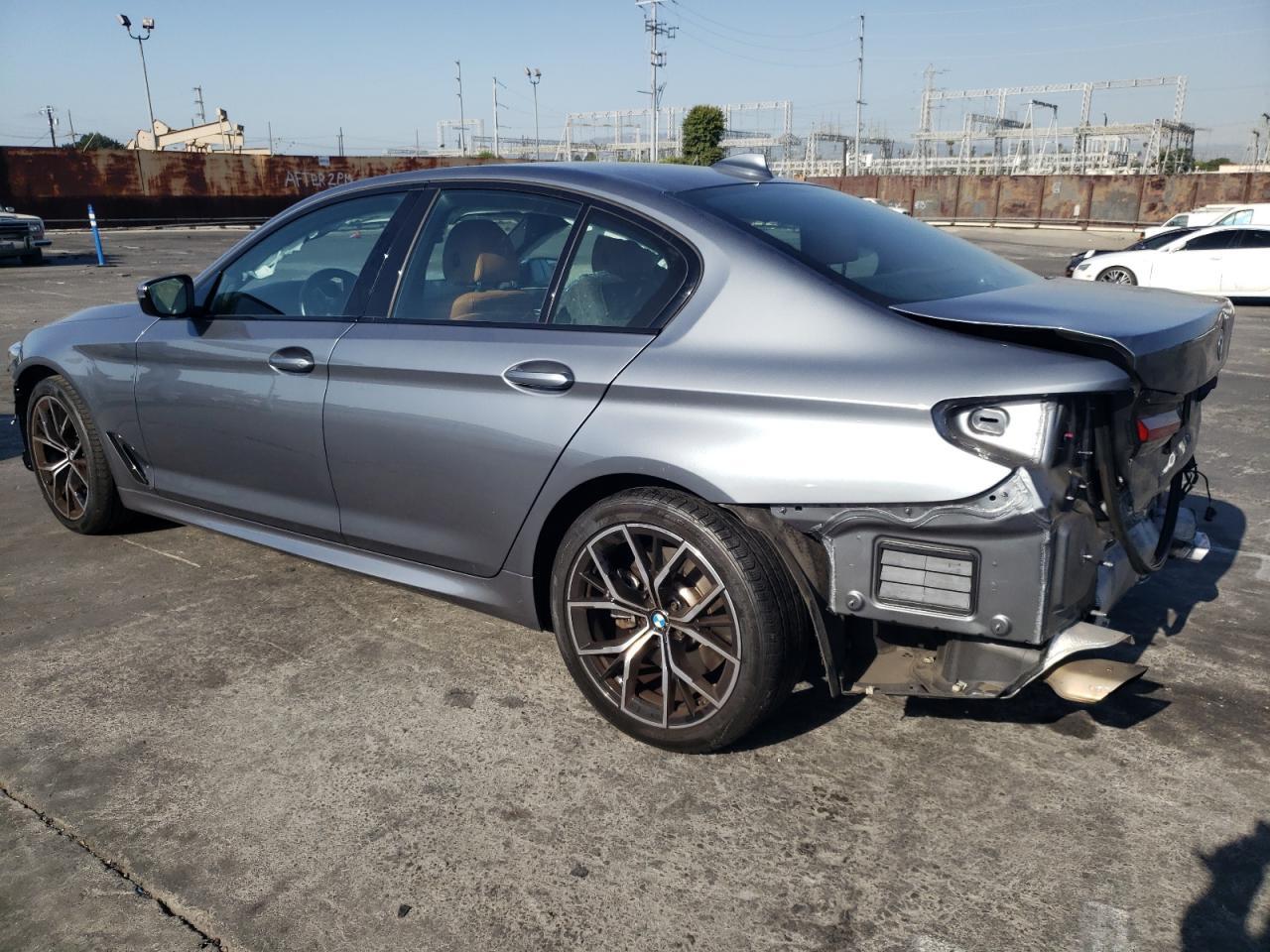 2022 BMW 540 I - Фото 2