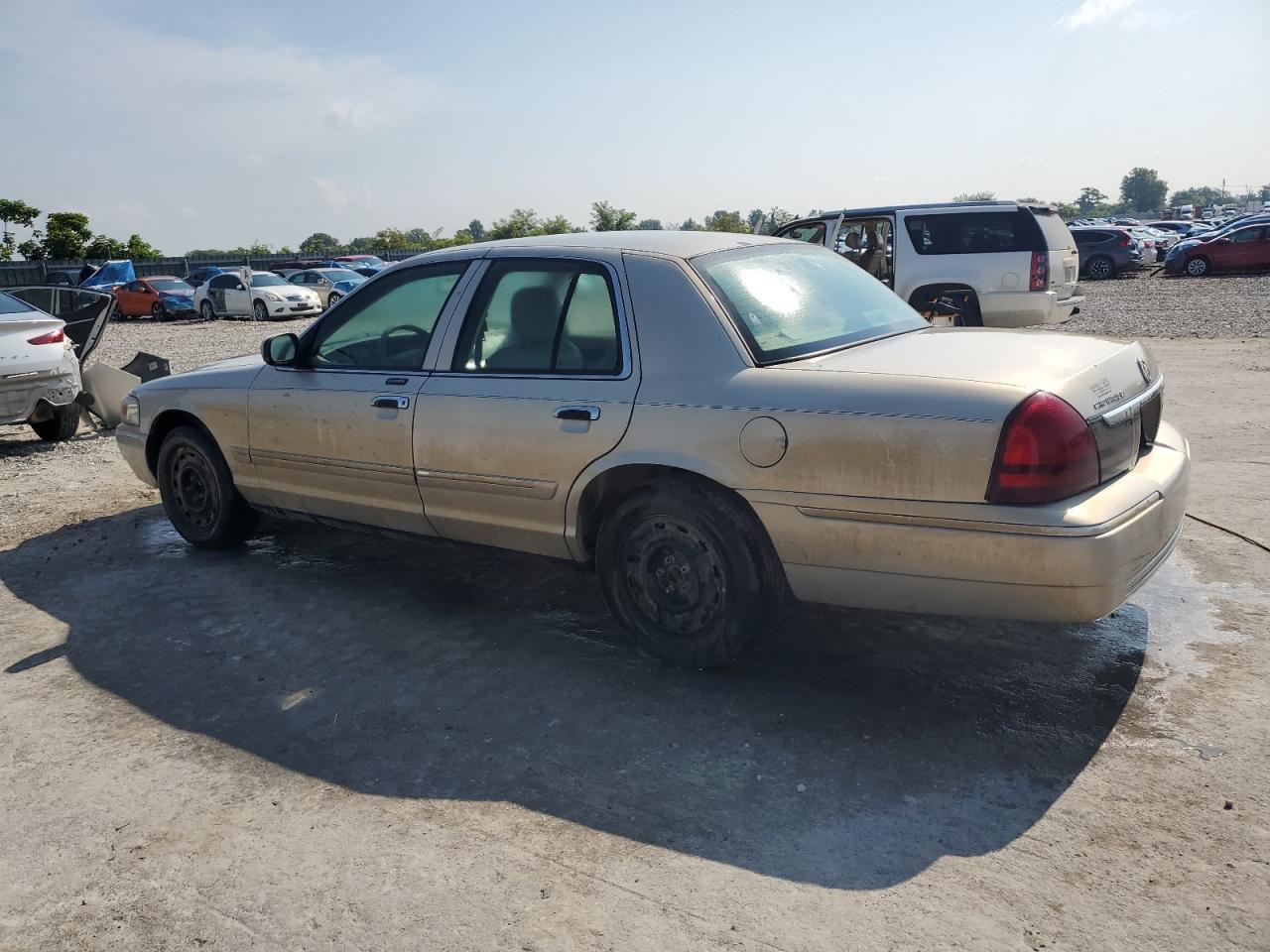 2007 Mercury Grand Marquis Gs - Фото 2