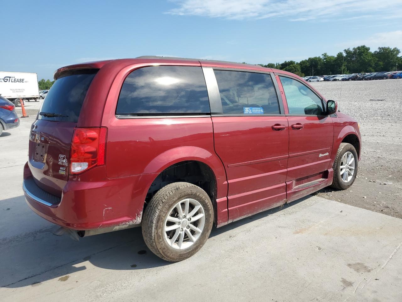 2016 Dodge Grand Caravan Sxt - Фото 3