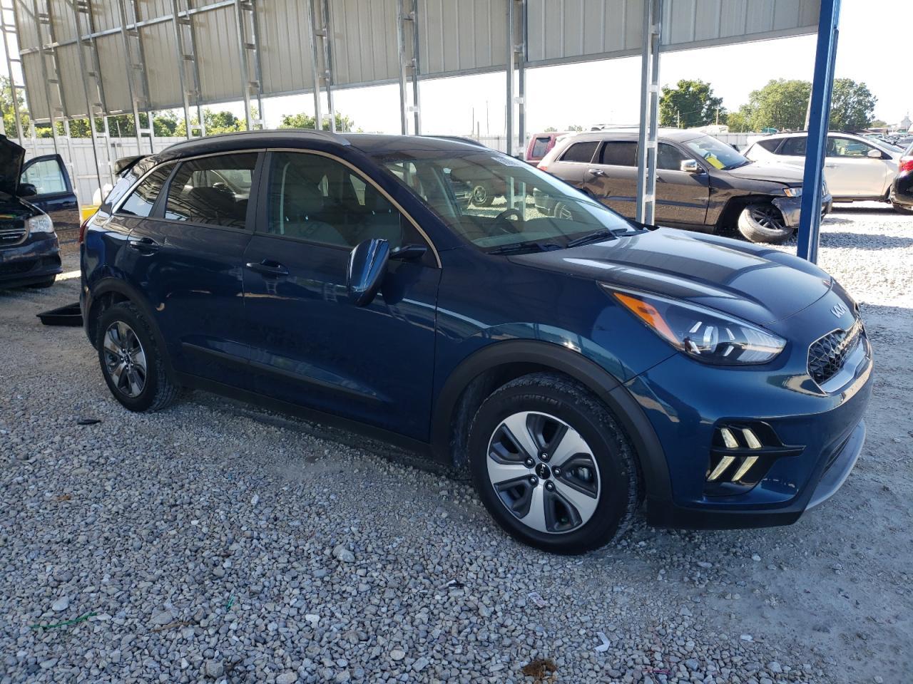 2022 Kia Niro Lx - Image 4