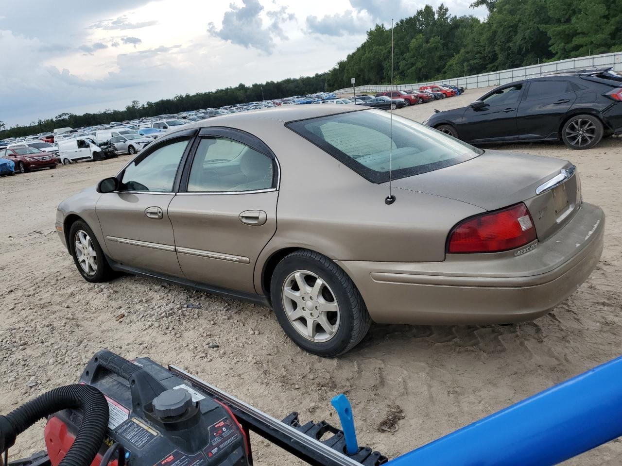 2002 Mercury Sable Gs - Image 2
