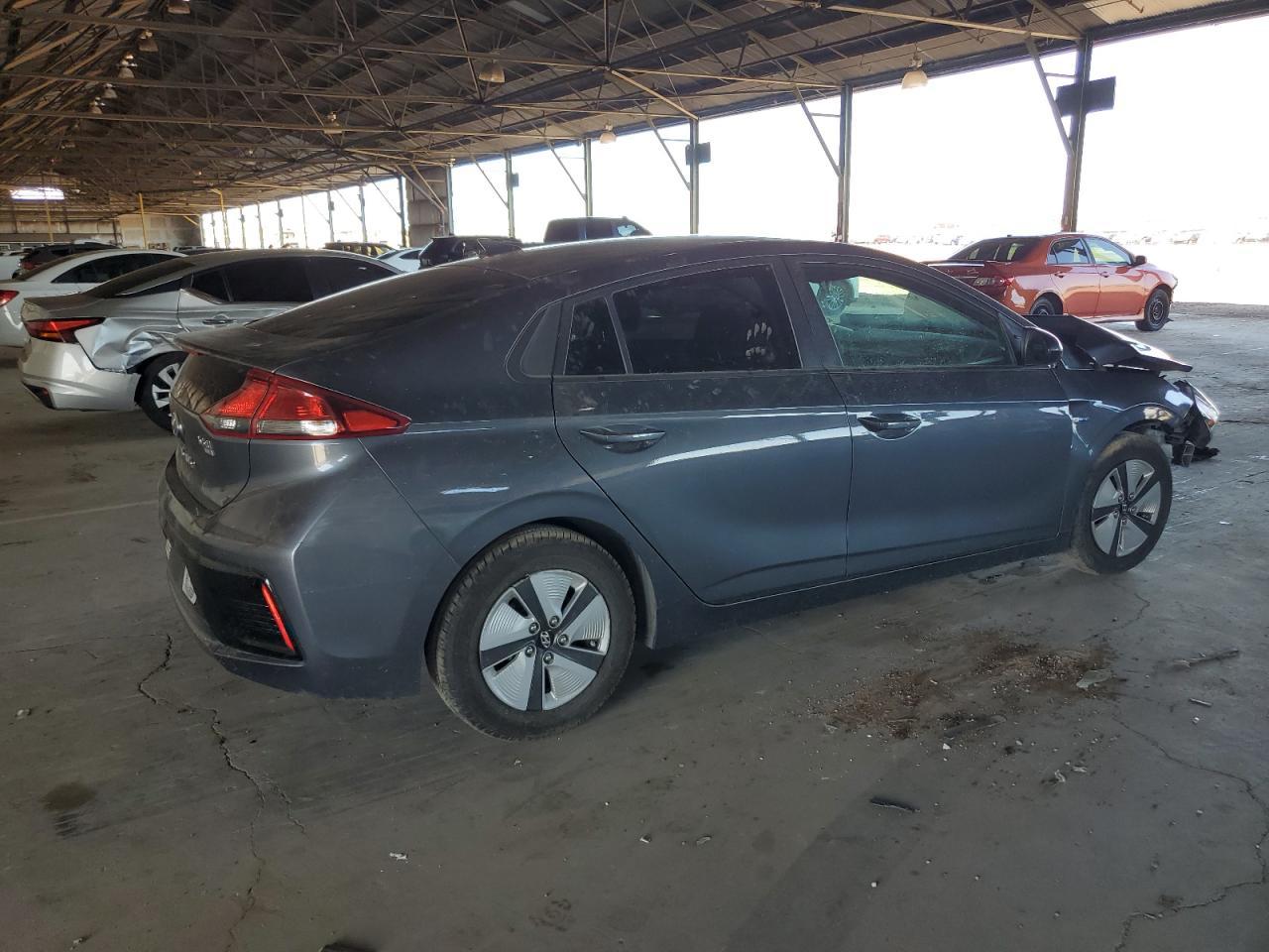 2018 Hyundai Ioniq Blue - Фото 3