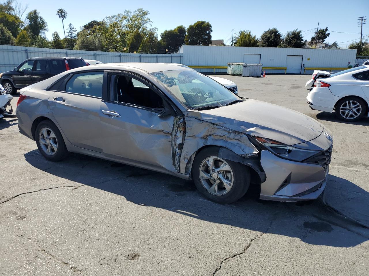 2023 Hyundai Elantra Se - Image 4