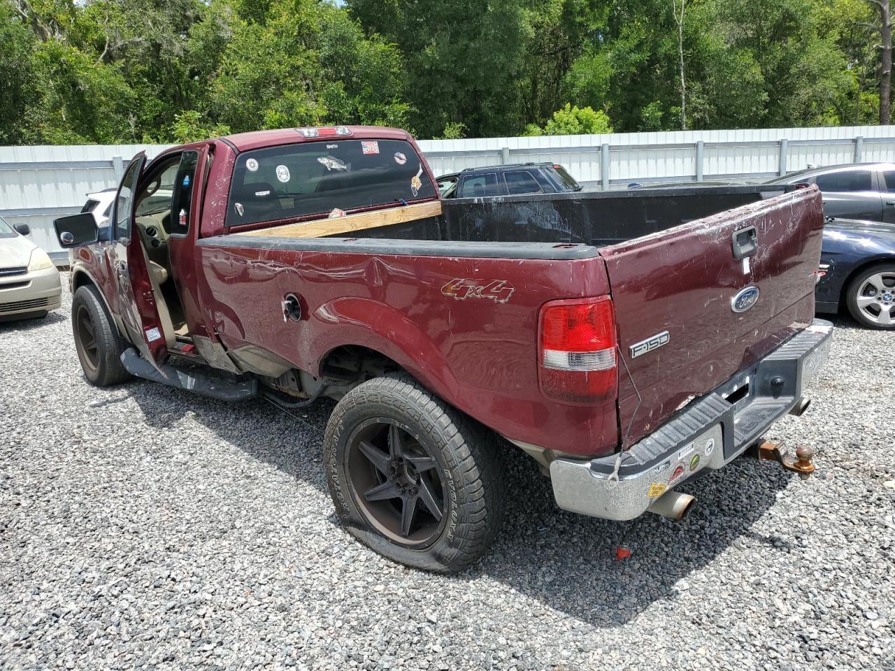 2005 Ford F150 - Image 2