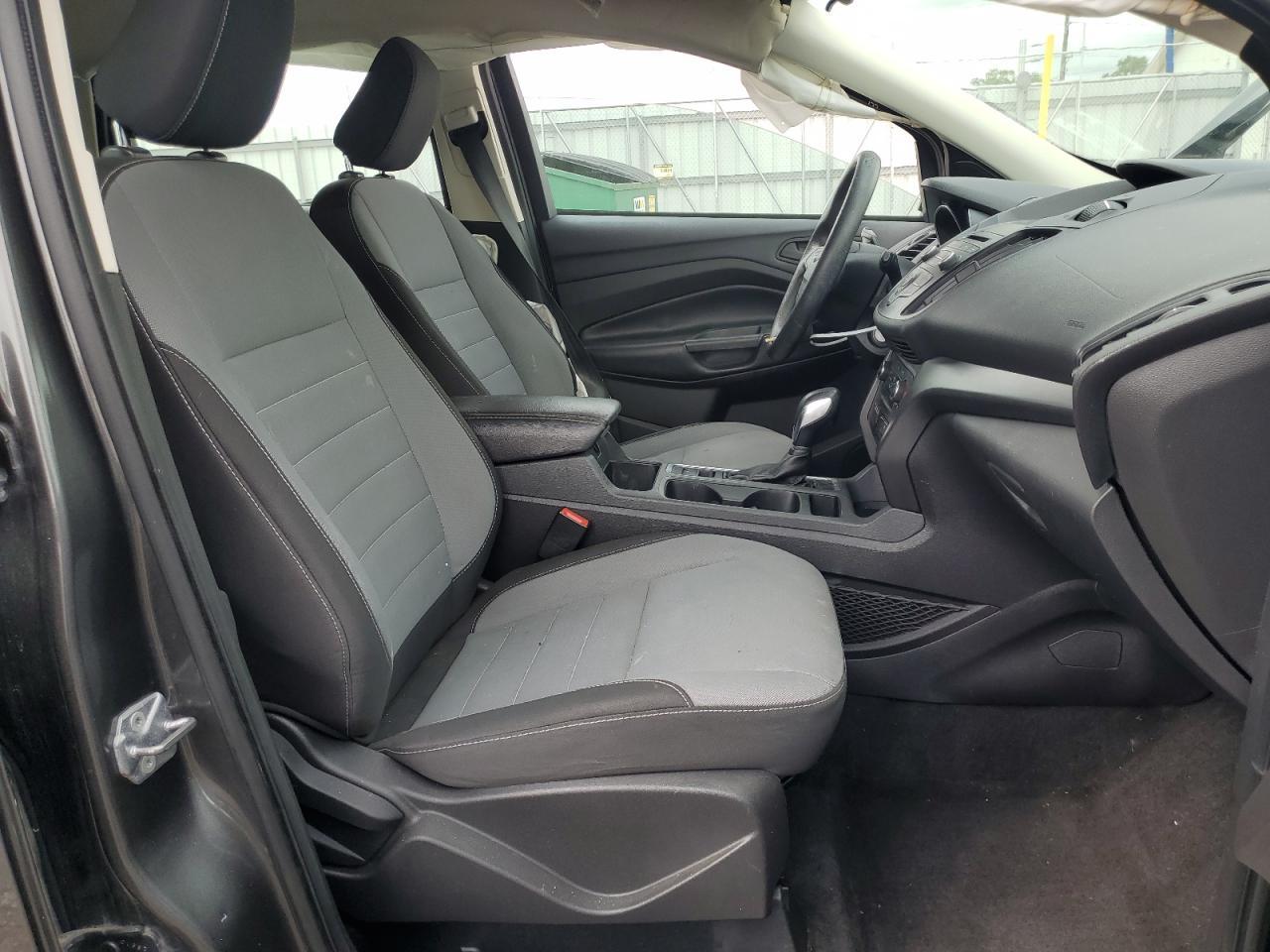 2018 Ford Escape S - Фото 7