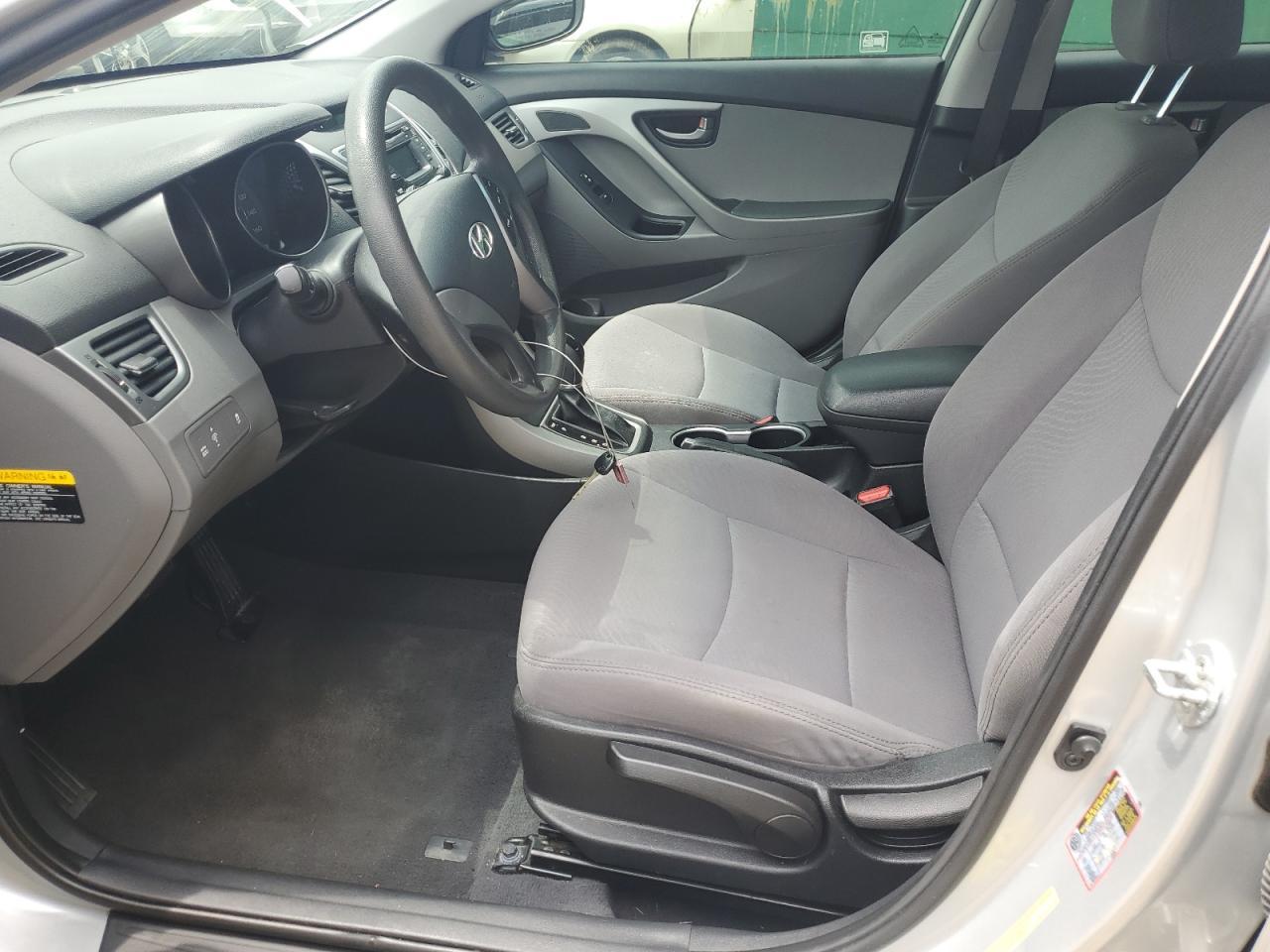 2015 Hyundai Elantra Se - Image 7