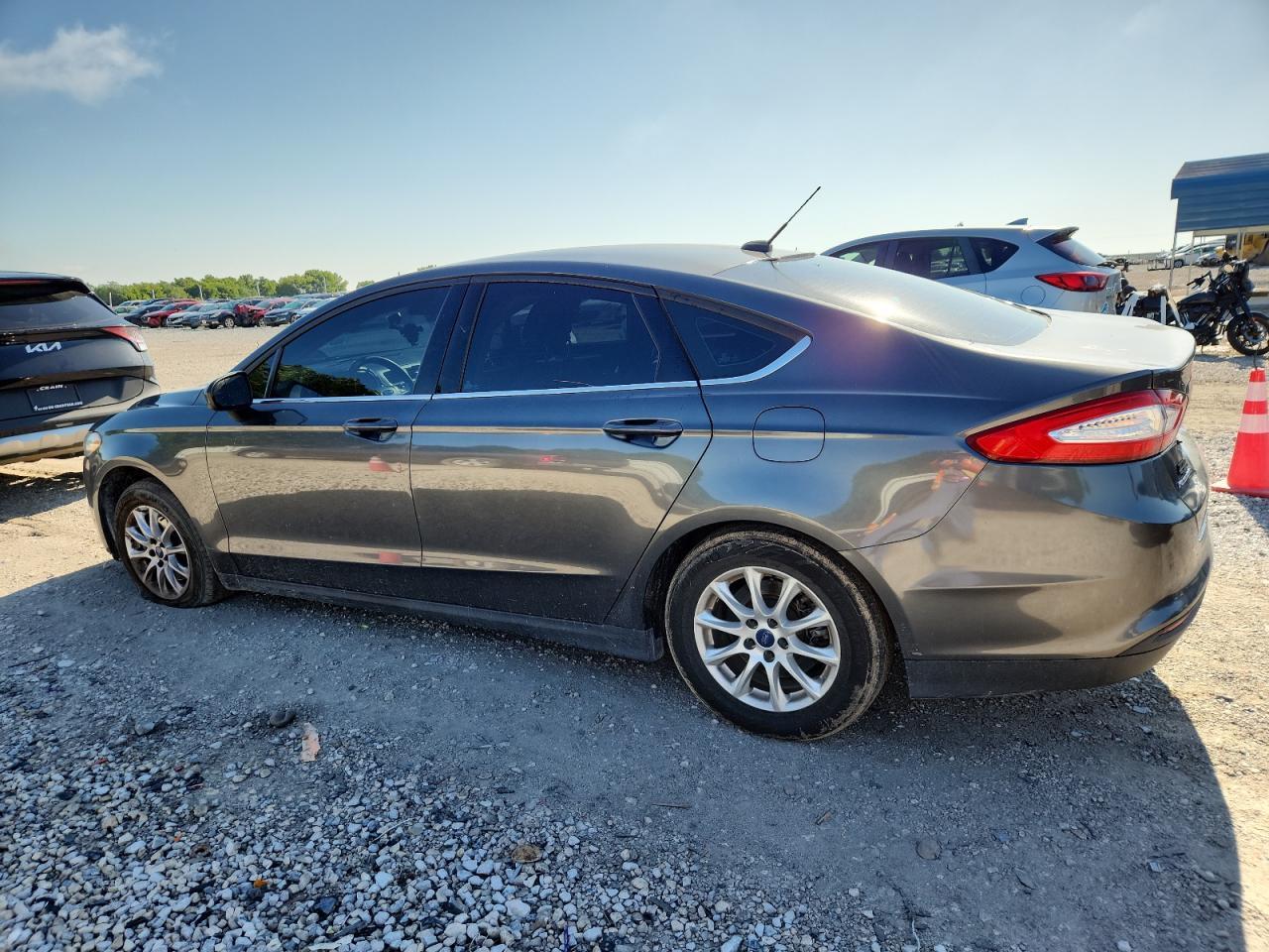 2015 Ford Fusion S - Image 2