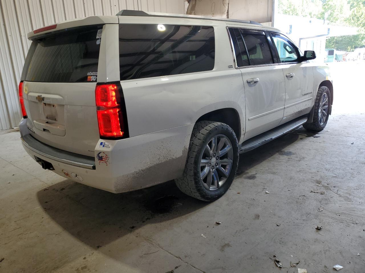 2015 Chevrolet Suburban K1500 Ltz - Фото 3