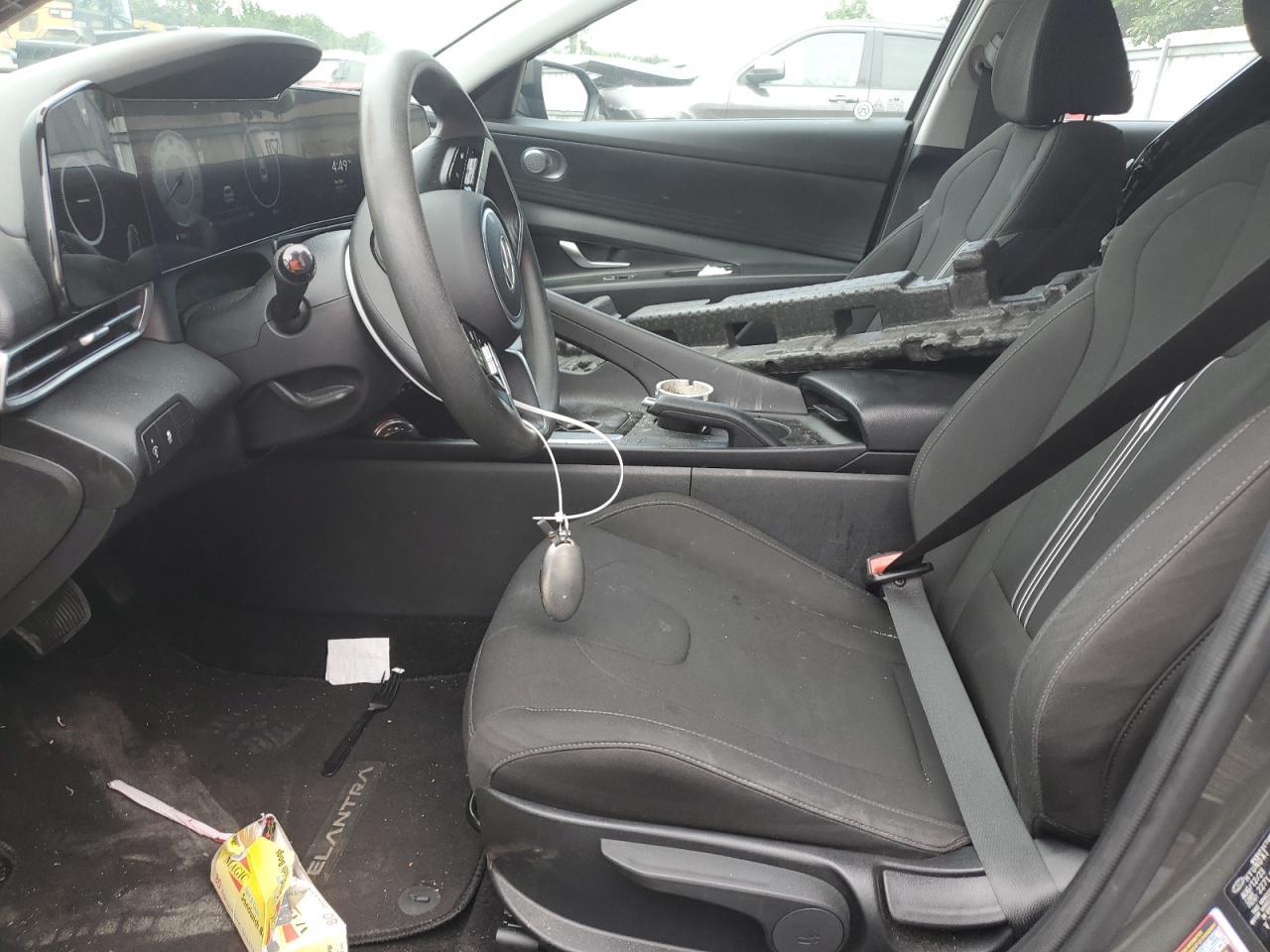 2024 Hyundai Elantra Sel - Image 7