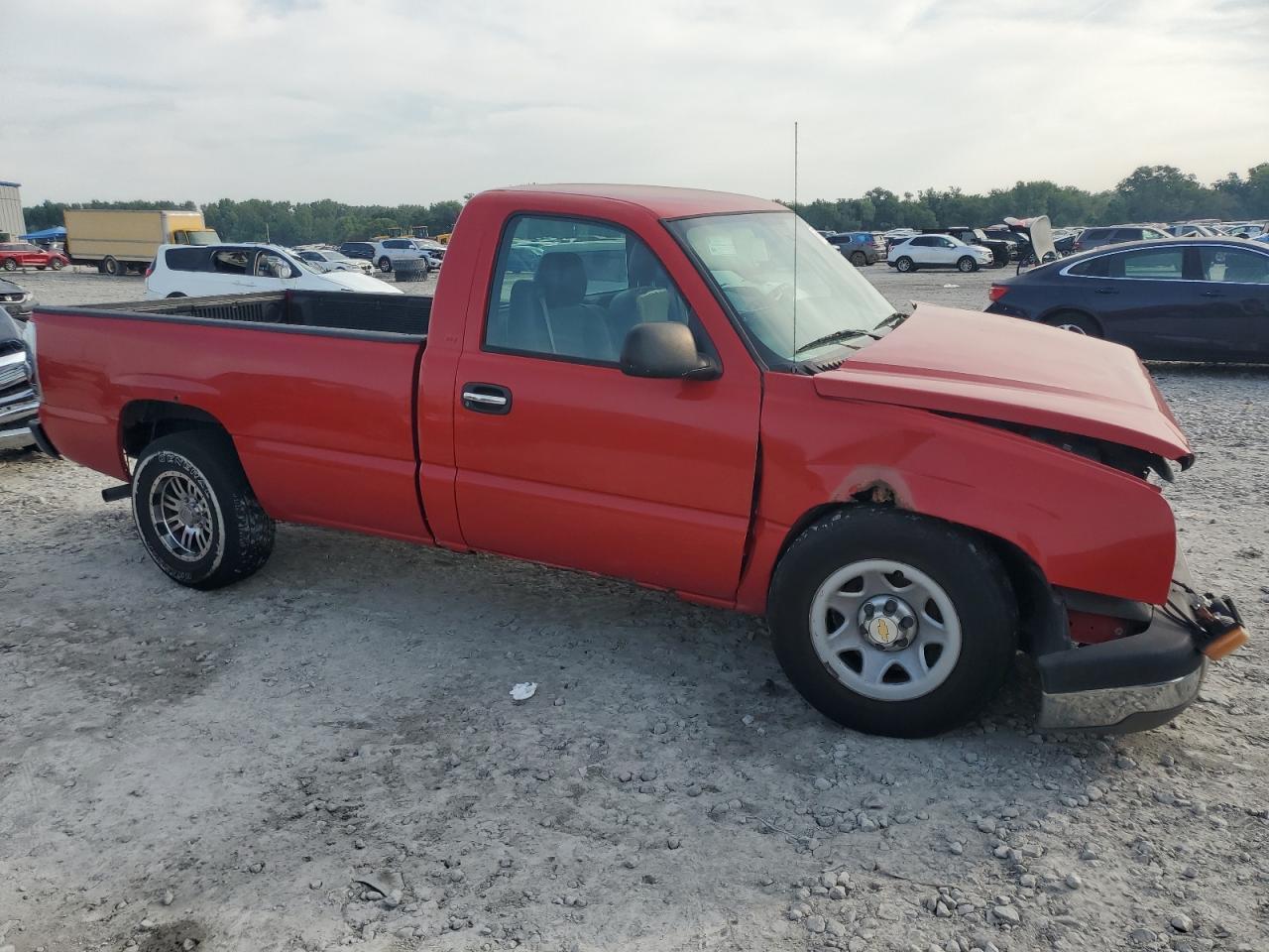 2004 Chevrolet Silverado C1500 - Image 4