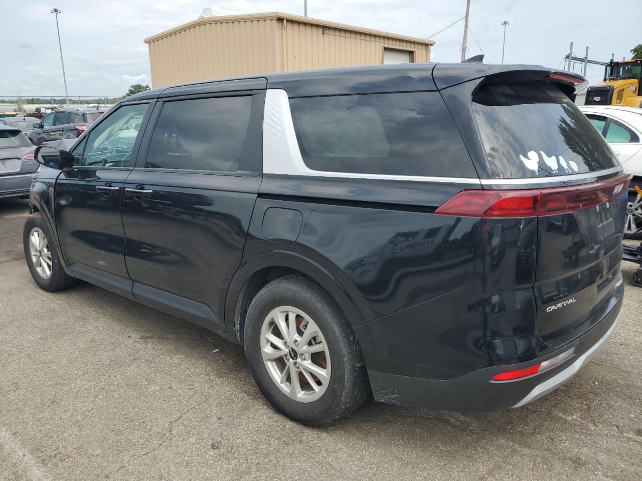 2024 Kia Carnival Lx - Image 2