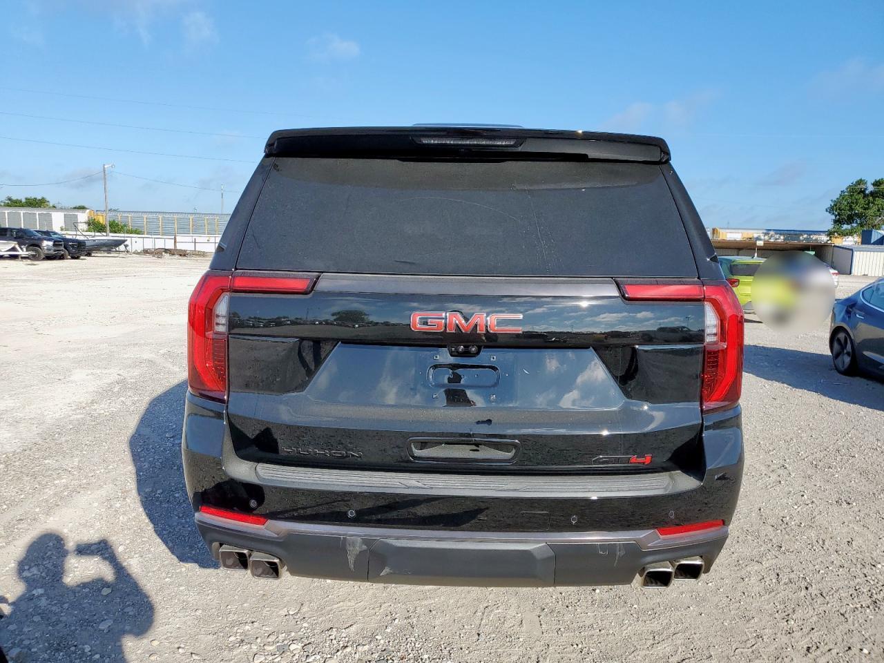 2025 GMC Yukon At4 Ultimate - Image 6