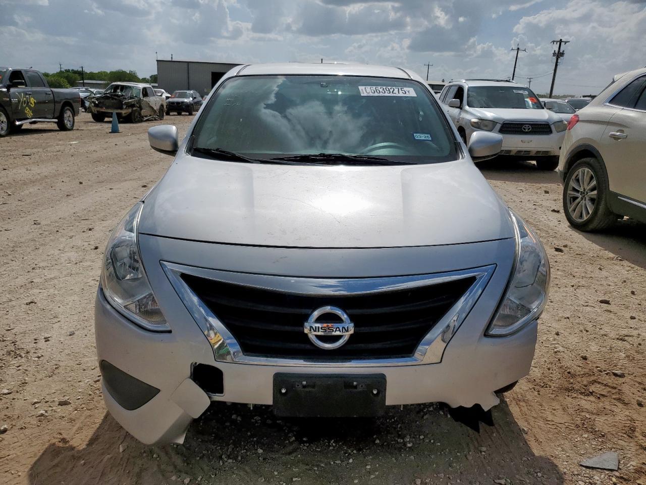 2019 Nissan Versa S - Фото 5