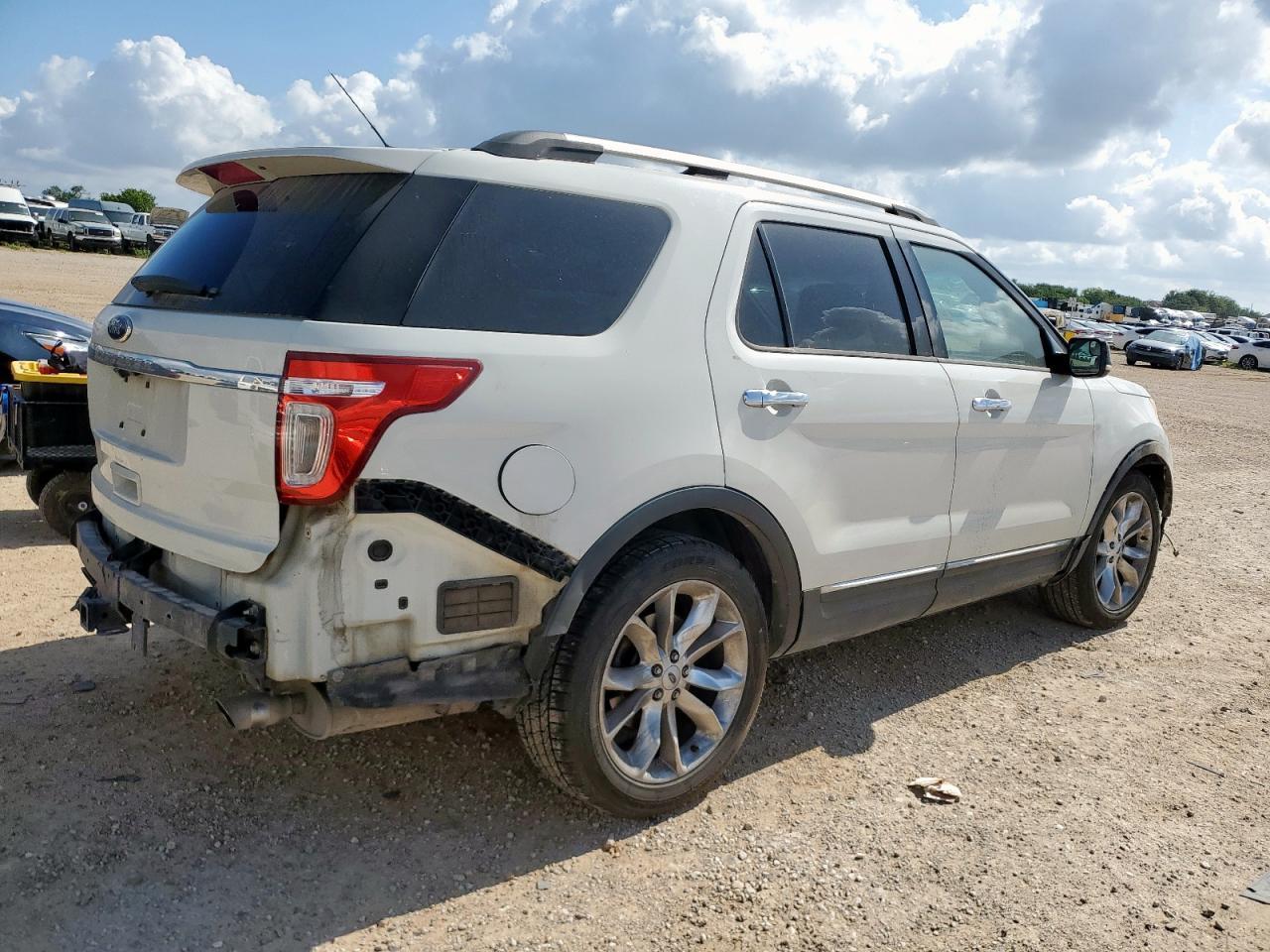 2012 Ford Explorer Xlt - Фото 3