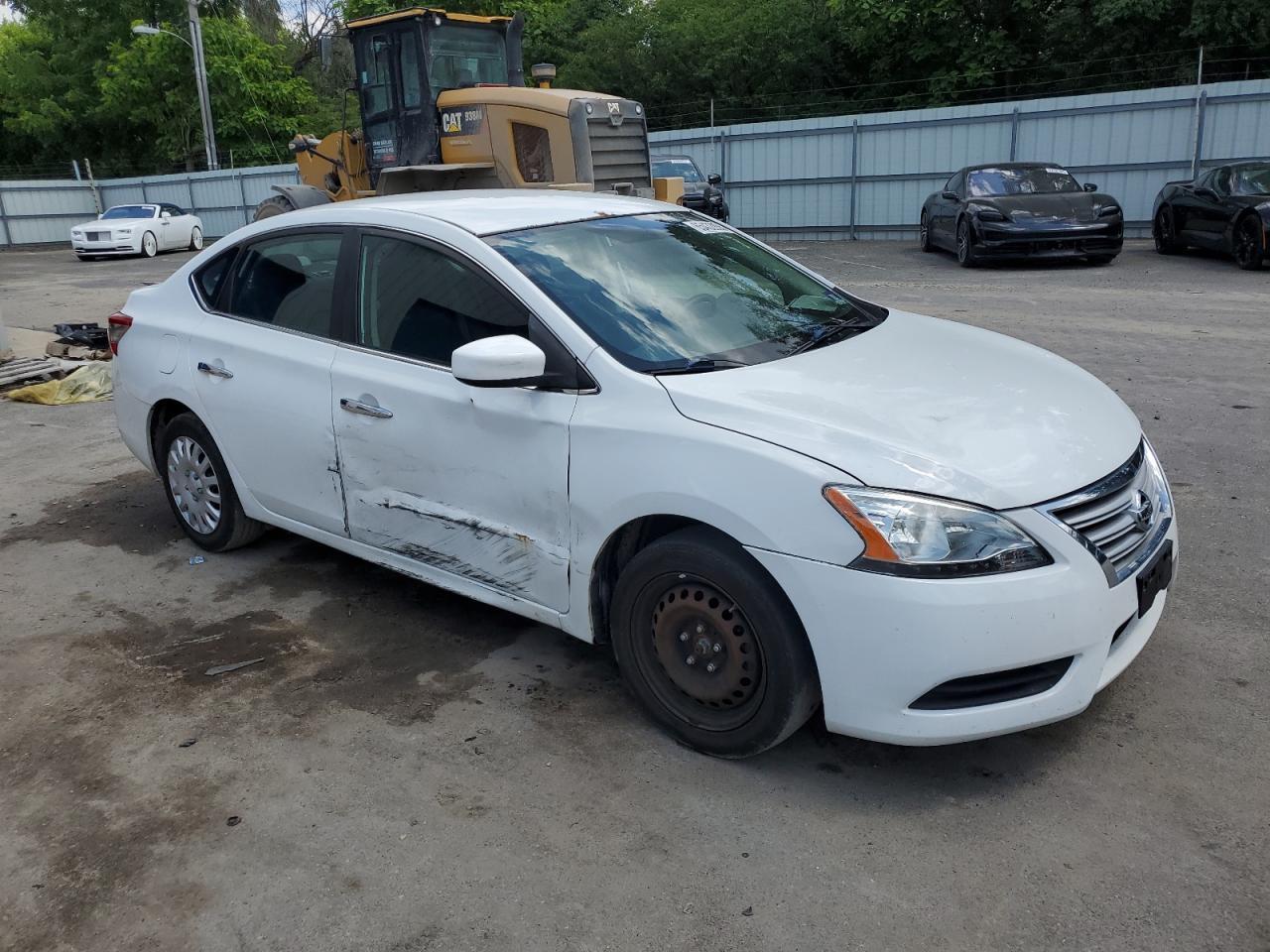 2015 Nissan Sentra S - Фото 4