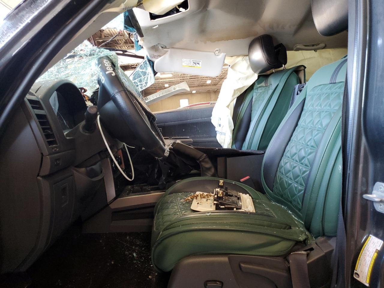 2011 Jeep Liberty Limited - Image 7